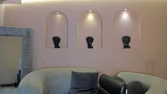 Snapshot of AmaliaCrus chatting on 3, 3, 2026 AmaliaCrus online show from 3, 3, 2026