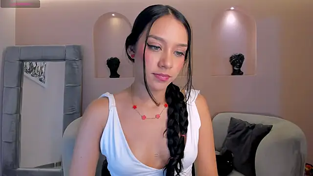 Snapshot of AmaliaCrus chatting on 10, 3, 2026 AmaliaCrus online show from 10, 3, 2026