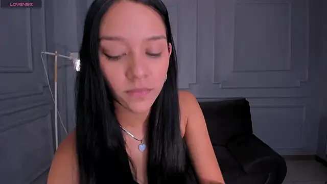 Snapshot of AmaliaCrus chatting on 16, 4, 2026 AmaliaCrus online show from 16, 4, 2026