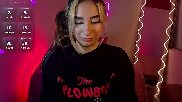 Malory tay1 online show from 24, 10, 2025