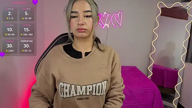 Malory tay1 online show from 7, 11, 2025