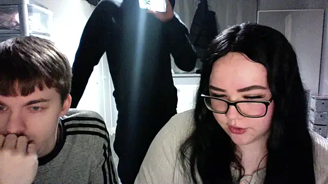 Snapshot of noface_guy09 chatting on 16, 3, 2025 noface guy09 online show from 16, 3, 2025