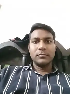 Snapshot of vikesh05 chatting on 28, 11, 2025 vikesh05 online show from 28, 11, 2025