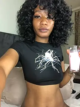 Snapshot of Miss__Mandy chatting on 21, 4, 2026 Miss Mandy online show from 21, 4, 2026