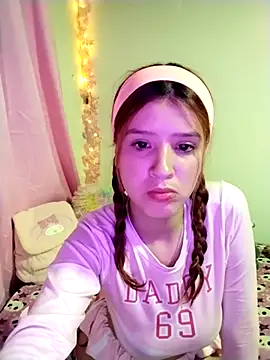 Sophie joyy online show from 7, 10, 2025