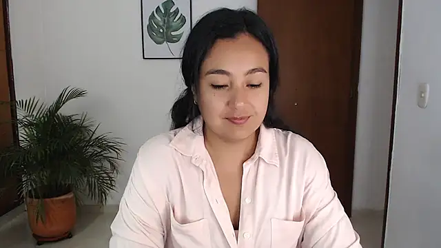 Snapshot of Themagicpotion chatting on 14, 5, 2026 Themagicpotion online show from 14, 5, 2026