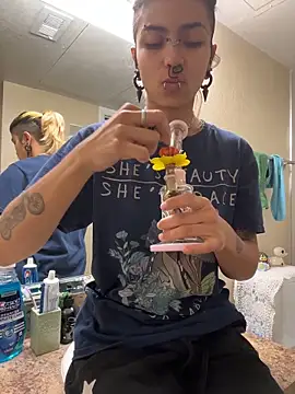 Harley cams online show from 15, 12, 2025