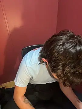 bwcizThrobbing online show from 5, 11, 2025