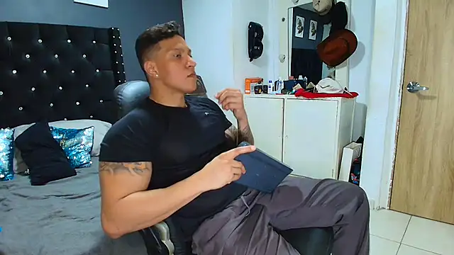 ethan dalton  online show from 27, 3, 2026