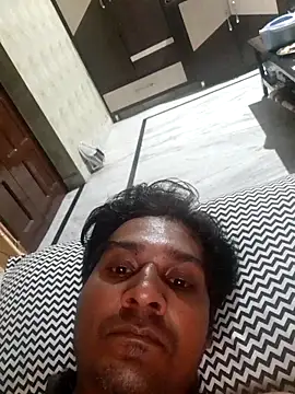 Snapshot of johnny8731 chatting on 17, 10, 2025 johnny8731 online show from 17, 10, 2025