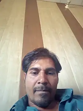 Snapshot of johnny8731 chatting on 6, 11, 2025 johnny8731 online show from 6, 11, 2025