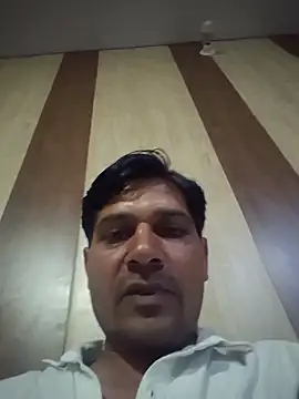 Snapshot of johnny8731 chatting on 27, 5, 2026 johnny8731 online show from 27, 5, 2026