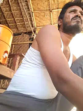 Snapshot of hot_integer chatting on 5, 3, 2026 hot integer online show from 5, 3, 2026