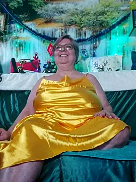 QueenPammy1 online show from 23, 12, 2025