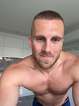 Snapshot of trainwithme chatting on 5, 6, 2026 trainwithme online show from 5, 6, 2026