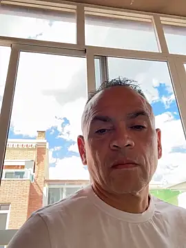 Snapshot of mateocali25 chatting on 13, 5, 2026 mateocali25 online show from 13, 5, 2026