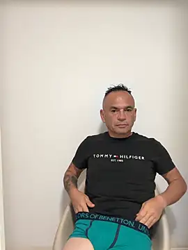 Snapshot of mateocali25 chatting on 19, 5, 2026 mateocali25 online show from 19, 5, 2026