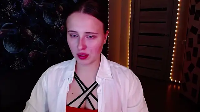 Snapshot of BarbiePieer chatting on 5, 11, 2025 BarbiePieer online show from 5, 11, 2025