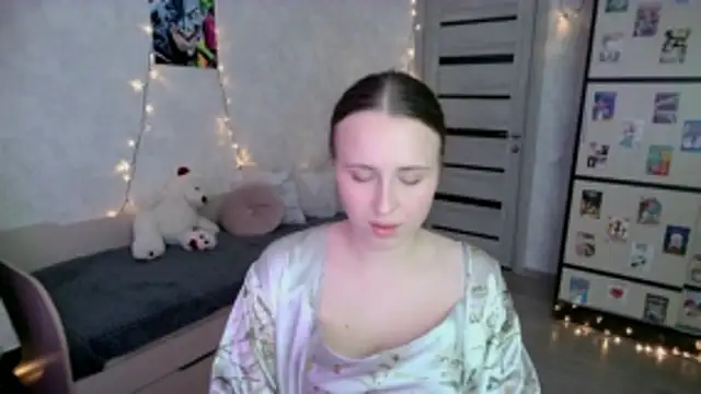 Snapshot of BarbiePieer chatting on 7, 11, 2025 BarbiePieer online show from 7, 11, 2025