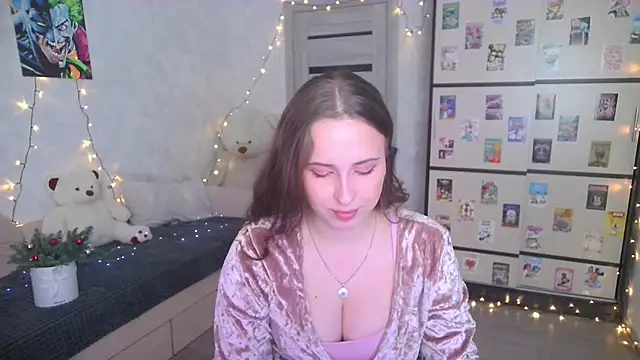 Snapshot of BarbiePieer chatting on 19, 12, 2025 BarbiePieer online show from 19, 12, 2025