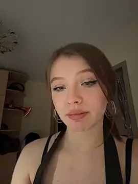 Snapshot of GinnyBlacky chatting on 22, 11, 2025 GinnyBlacky online show from 22, 11, 2025