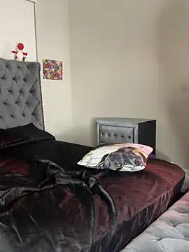 piscesaurora online show from 19, 3, 2025