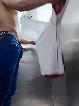 Pichoneterno online show from 19, 2, 2026