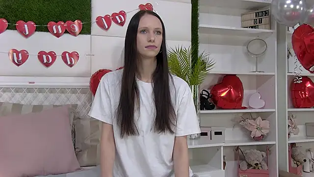 Snapshot of TaraHarris chatting on 10, 2, 2026 TaraHarris online show from 10, 2, 2026