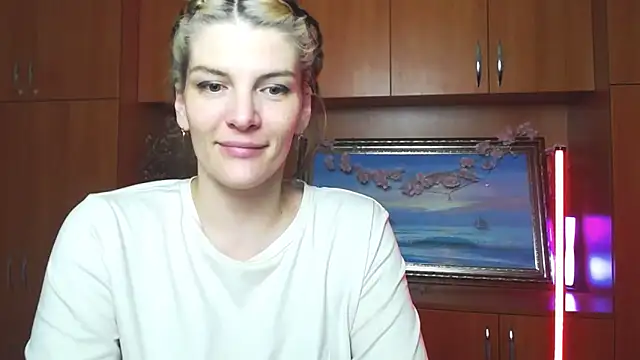 VanessaRey  online show from 8, 3, 2026