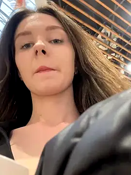 MilaBee online show from 23, 10, 2025