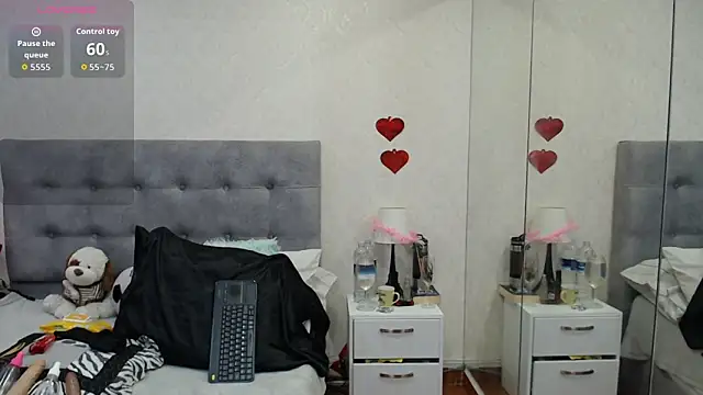 Snapshot of ScarlettGreen_ chatting on 3, 3, 2026 ScarlettGreen online show from 3, 3, 2026