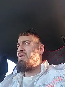 Snapshot of alexzu12 chatting on 24, 5, 2026 alexzu12 online show from 24, 5, 2026