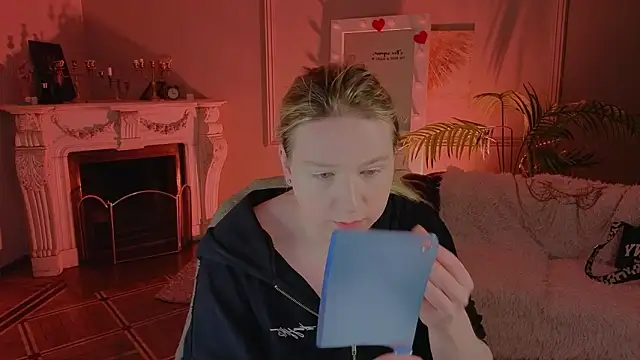 Snapshot of Jes_Solar chatting on 4, 3, 2026 Jes Solar online show from 4, 3, 2026