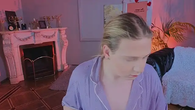 Snapshot of Jes_Solar chatting on 7, 4, 2026 Jes Solar online show from 7, 4, 2026