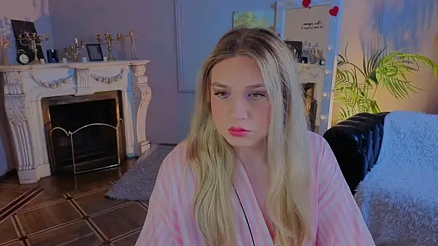 Snapshot of Jes_Solar chatting on 8, 4, 2026 Jes Solar online show from 8, 4, 2026