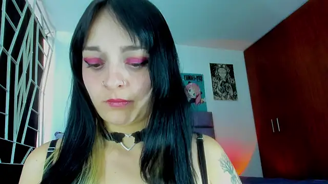 KARINNA  RAVEN online show from 20, 10, 2025