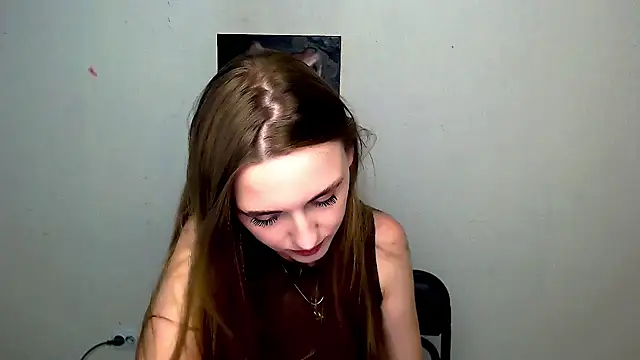 Snapshot of Doll_Angelina chatting on 12, 6, 2026 Doll Angelina online show from 12, 6, 2026
