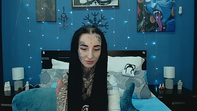 Snapshot of Velvetbat chatting on 20, 5, 2026 Velvetbat online show from 20, 5, 2026