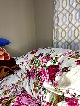 YummyMelanin117 online show from 25, 3, 2026