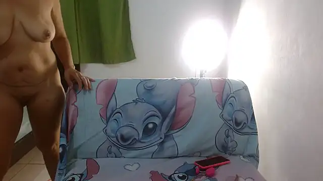 Allyson Mature online show from 4, 11, 2025