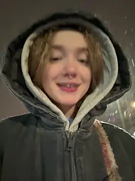 bambi lu online show from 4, 3, 2026