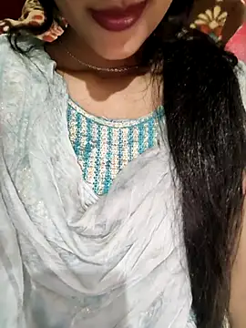 Eshwari Chopra online show from 3, 2, 2026