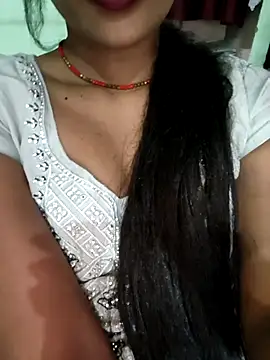 Snapshot of Eshwari_Chopra chatting on 24, 4, 2026 Eshwari Chopra online show from 24, 4, 2026