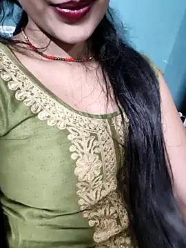 Snapshot of Eshwari_Chopra chatting on 5, 5, 2026 Eshwari Chopra online show from 5, 5, 2026