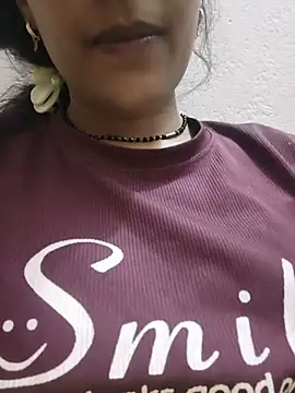 Snapshot of Eshwari_Chopra chatting on 13, 7, 2026 Eshwari Chopra online show from 13, 7, 2026