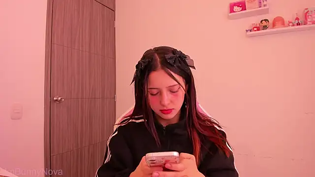 Snapshot of ImBunnyNova chatting on 15, 6, 2026 ImBunnyNova online show from 15, 6, 2026