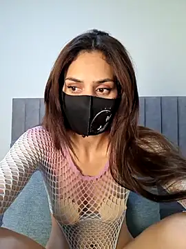 Assil sexy online show from 17, 6, 2026