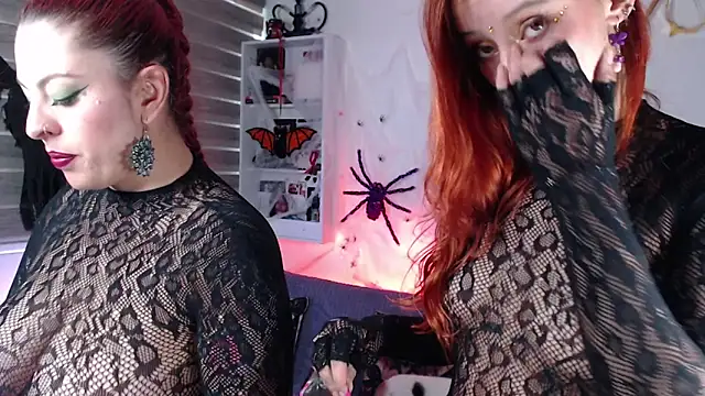 Snapshot of Lexxi_hot chatting on 15, 10, 2025 Lexxi hot online show from 15, 10, 2025