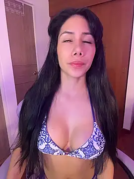 ArianaReynoldss online show from 31, 5, 2026