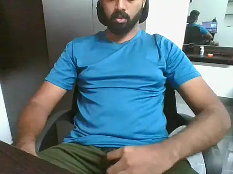 lovelyakash69 online show from 12, 11, 2025